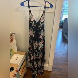 Tolani dress - black - size small